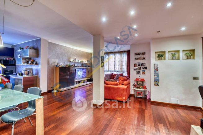 Appartamento in residenziale in Piazza Carlo Marx 11