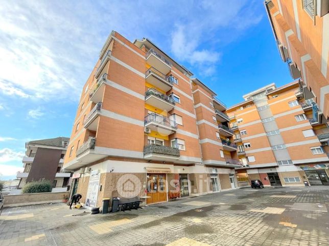 Appartamento in residenziale in Viale Guglielmo Oberdan 78