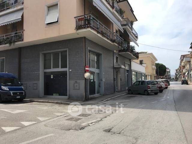 Ufficio in commerciale in Via Marsala 95