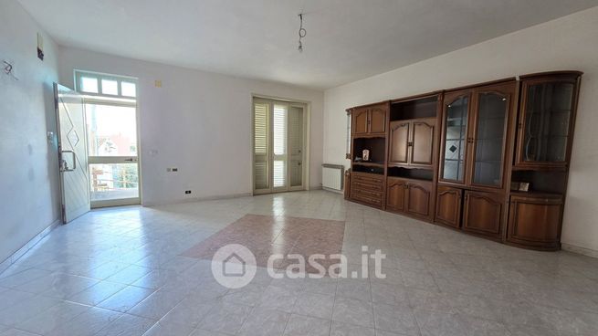 Casa indipendente in residenziale in Via San Paolino 61