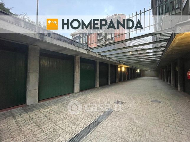 Box/posto auto in residenziale in Via Tolmino 14