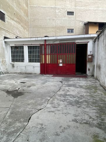 Garage/posto auto in residenziale in Via Rimini