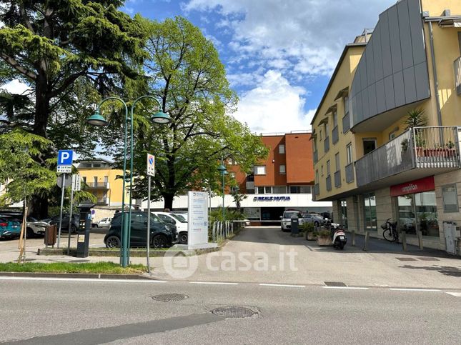 Box/posto auto in residenziale in Viale Damiano Chiesa
