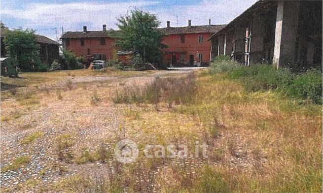 Terreno edificabile in residenziale in Via dell'Olmo