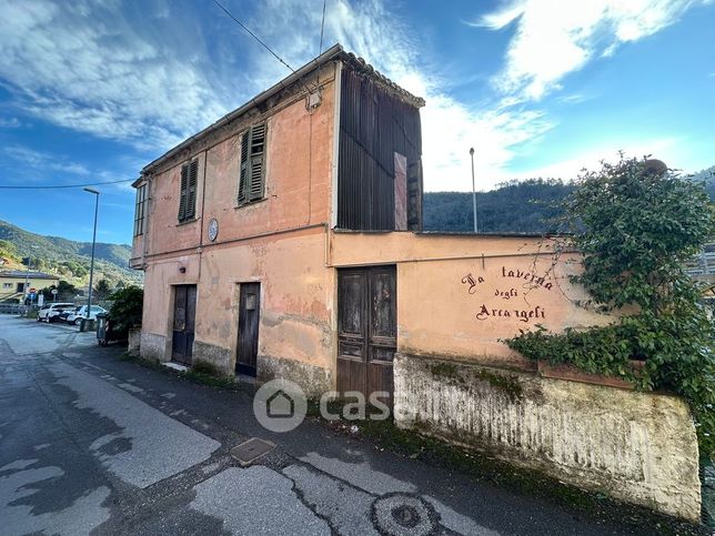 Casa indipendente in residenziale in Via Cimavalle 13