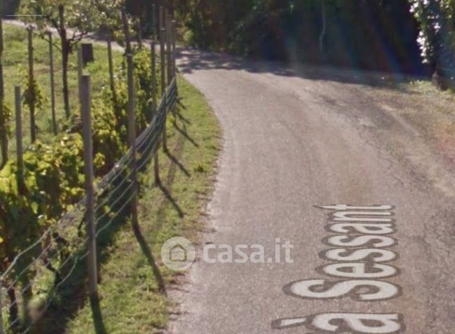 Terreno agricolo in commerciale in Località Serravalle