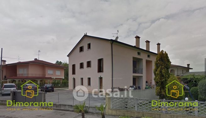 Appartamento in residenziale in Via Postumia 69