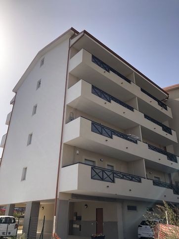 Appartamento in residenziale in Via Monsignor Armando Fares 75