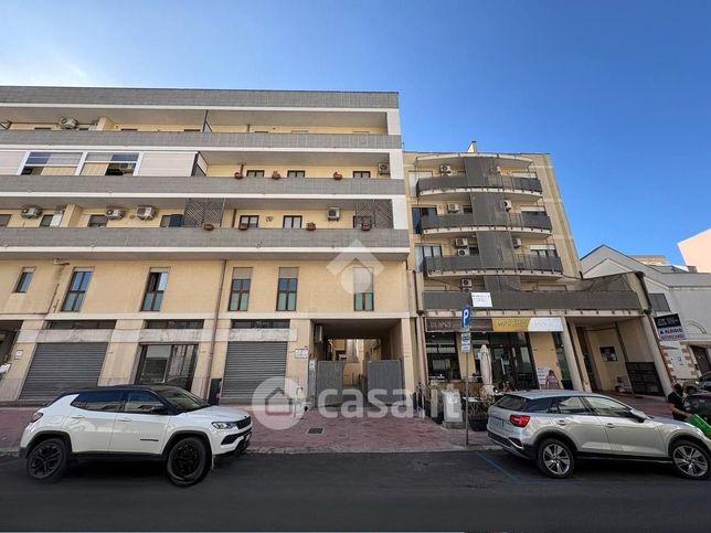 Box/posto auto in residenziale in Via Appia 238