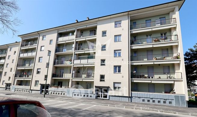 Appartamento in residenziale in Strada delle Cacce 122