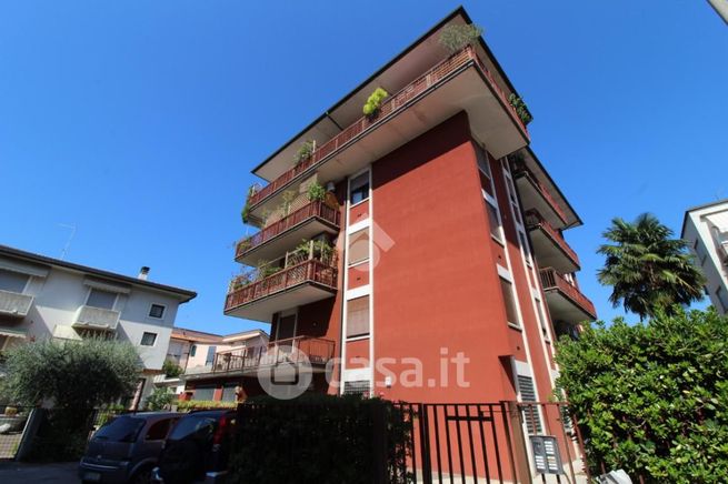 Box/posto auto in residenziale in Via Marsala 64