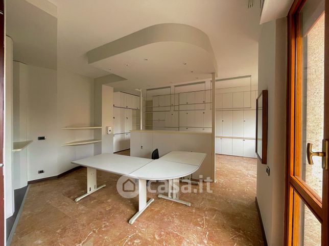 Ufficio in commerciale in Corso Alessandria