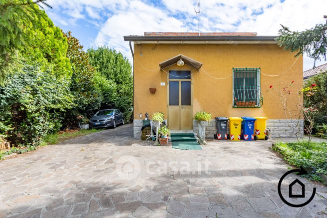 Casa indipendente in residenziale in Via Mazzacavallo 1