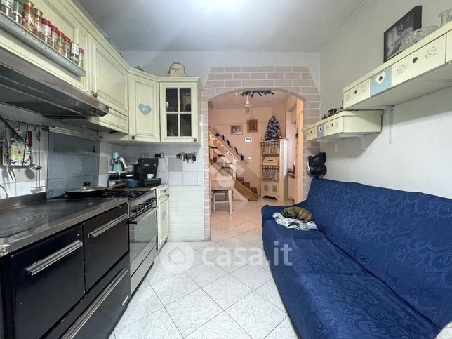 Casa indipendente in residenziale in Piazza Battisti