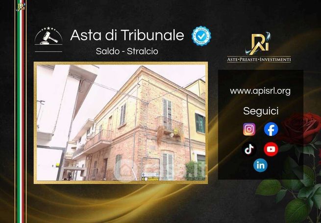 Appartamento in residenziale in Via Amendola 1