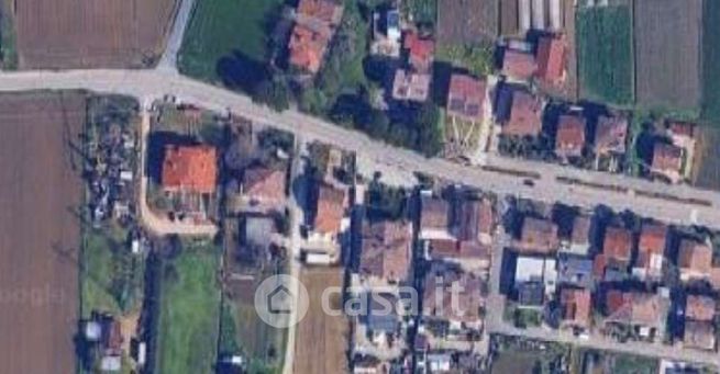 Terreno agricolo in commerciale in Via Montanari