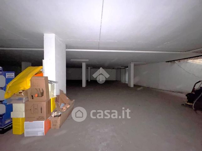 Capannone in commerciale in Via Manzoni 6