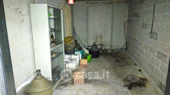 Box/posto auto in residenziale in Viale Antonio Gramsci