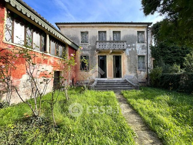 Casa indipendente in residenziale in Via San Antonio