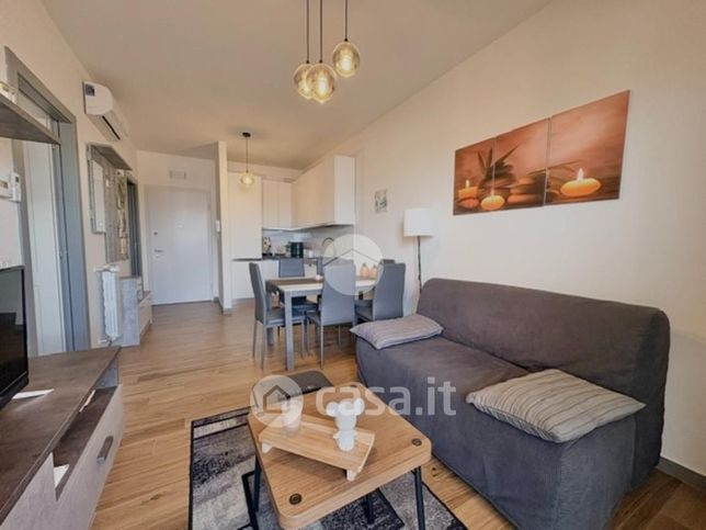 Appartamento in residenziale in Via Erminio Macario 68