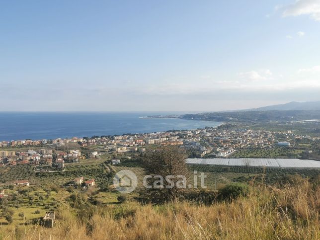 Terreno edificabile in residenziale in Località basile