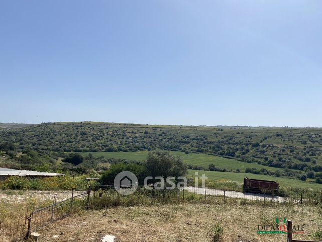 Terreno agricolo in commerciale in 