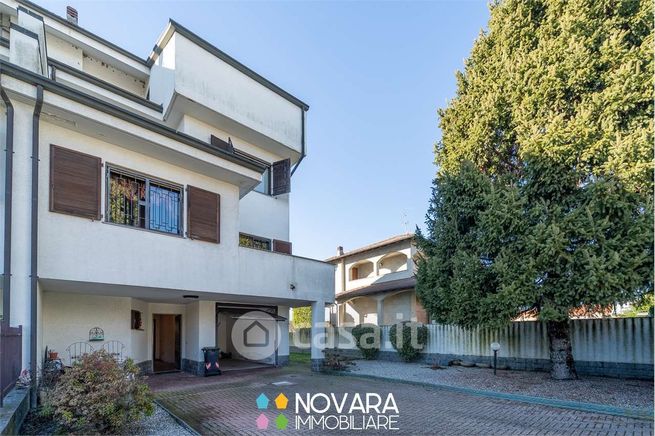 Villetta a schiera in residenziale in Via della Pace