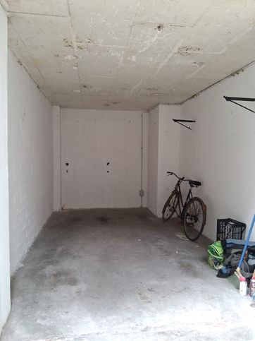 Box/posto auto in residenziale in Via Aldo Cividali 5