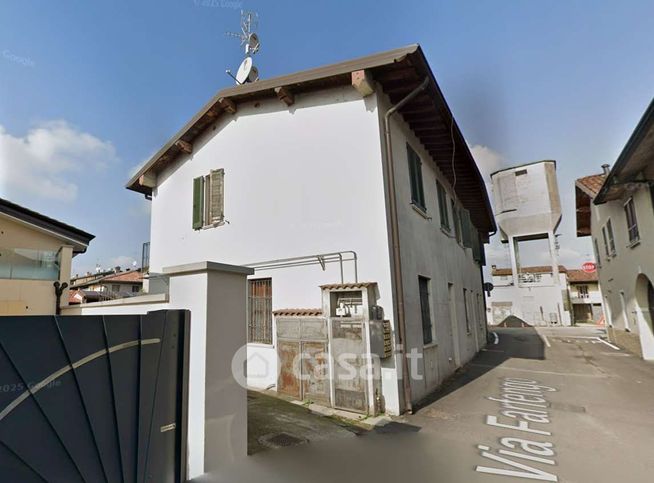 Appartamento in residenziale in Via Farfengo 2 A