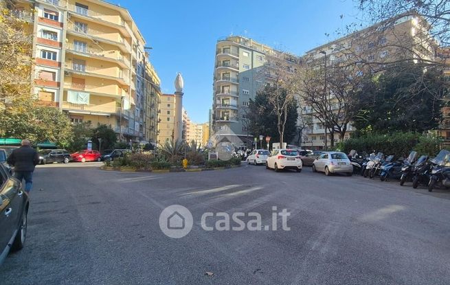 Garage/posto auto in residenziale in Piazza dell'Immacolata 8