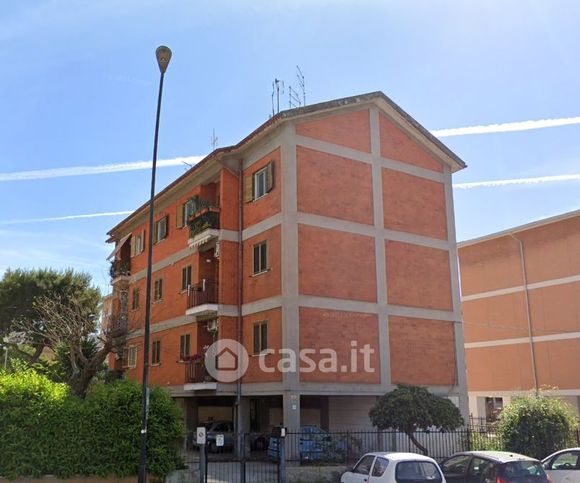 Appartamento in residenziale in Via Lago di Misurina 5