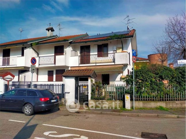 Villetta a schiera in residenziale in Via Guglielmo Marconi 2