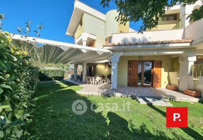 Villa in residenziale in Via dell'Acquarole