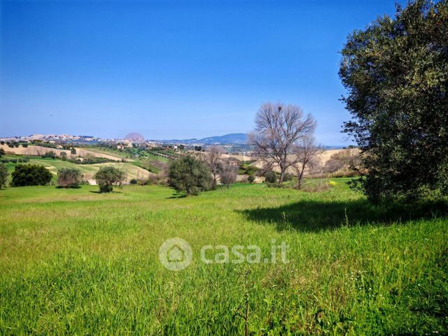 Terreno agricolo in commerciale in Via Francesca Felicita Tacchinardi