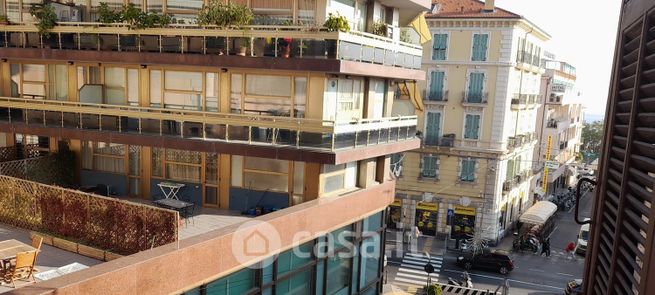 Appartamento in residenziale in Via Carli 8