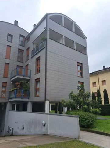 Appartamento in residenziale in Via Giovanni Gandini 5