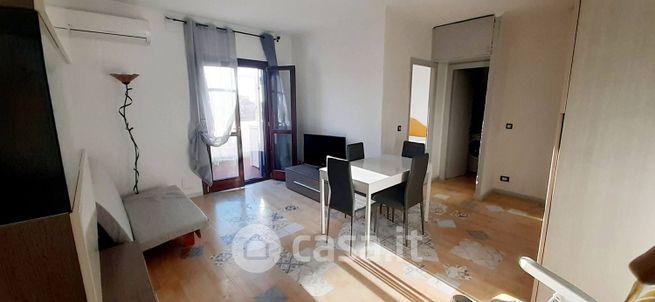 Appartamento in residenziale in Via Luni