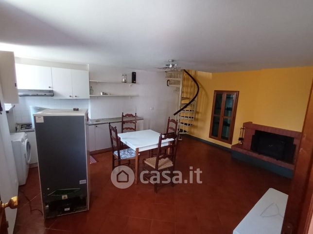 Casa indipendente in residenziale in Via di Arsina