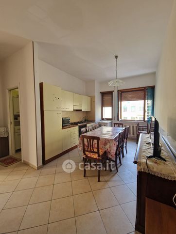 Appartamento in residenziale in Via E. Ponzio 20