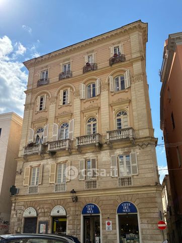 Appartamento in residenziale in Piazza Domenico Alberto Azuni