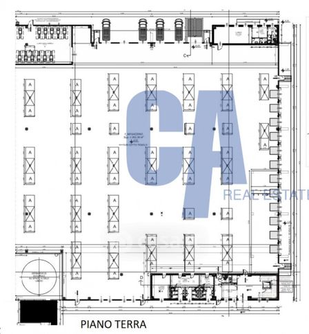Capannone in commerciale in Strada Senza Nome
