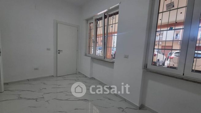 Ufficio in commerciale in Via N. Giacumbi 5