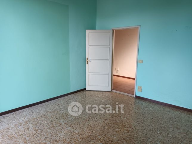 Appartamento in residenziale in Via Francesco Caracciolo