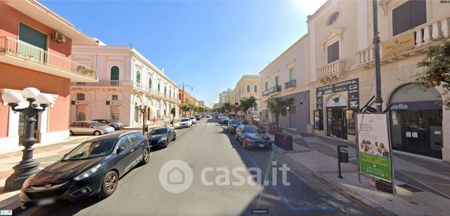 Attivitã /licenza (con o senza mura) in commerciale in Corso Roma