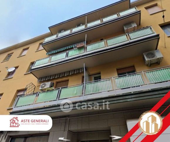 Appartamento in residenziale in Via Carlo Cignani 90