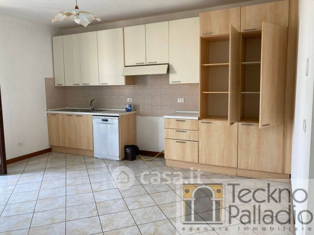 Appartamento in residenziale in Viale della Pace