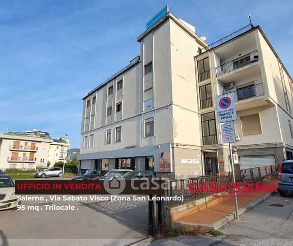 Ufficio in commerciale in Via Sabato Visco 24 a