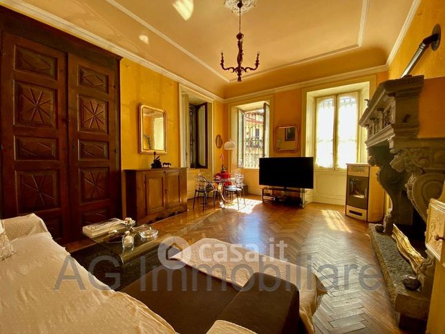 Villa in residenziale in Via Brigata Cesare Battisti