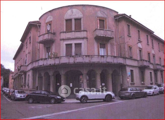 Appartamento in residenziale in Via A. Manzoni 67