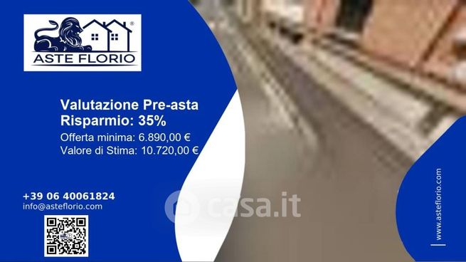 Box/posto auto in residenziale in Via Martiri della Libertà